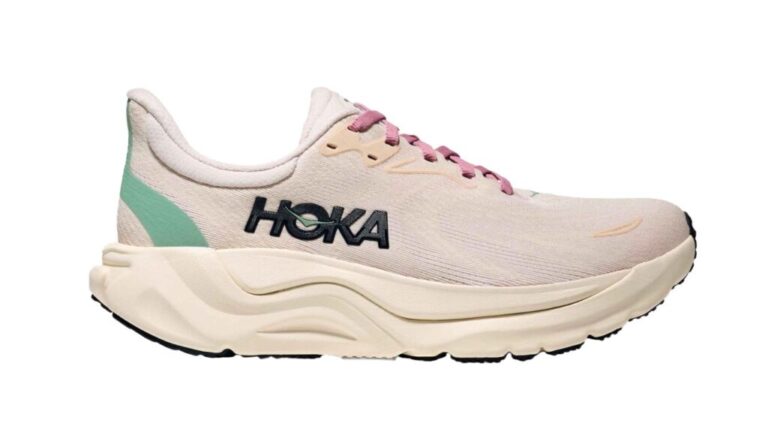 Hoka Women's Arahi 8