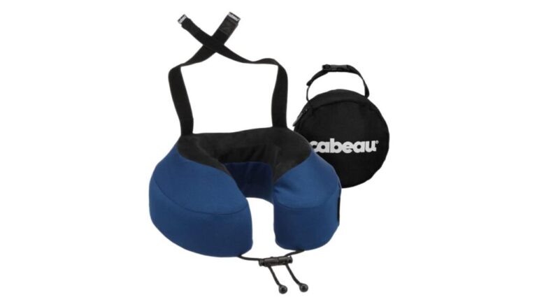 The Cabeau Evolution S3 against a white background