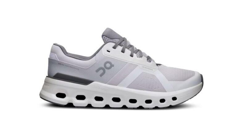 On Men’s Cloudrunner 2 in white