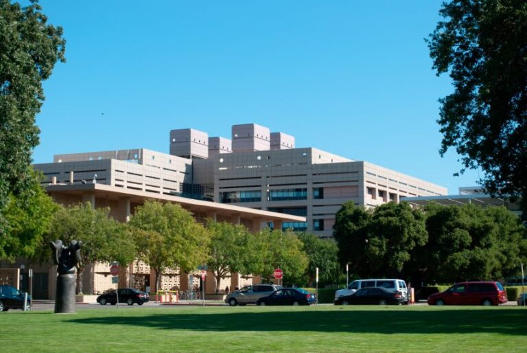 Stanford Hospital, Stanford University, California.