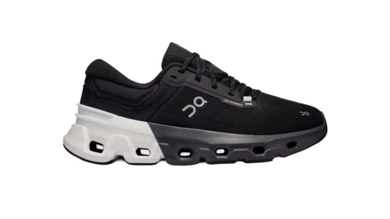 On Women's Cloudflyer