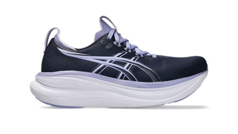 Asics Women’s Gel-Nimbus 28 Running Shoes