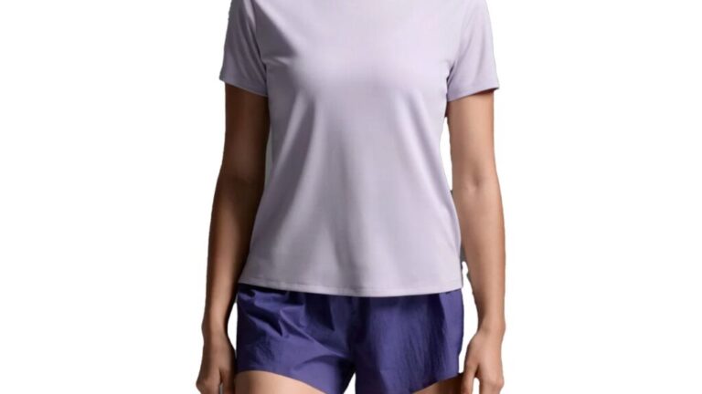 2XU Aero Tee in purple