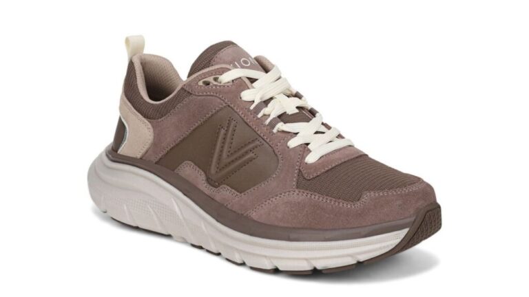 Vionic Women’s Walk Max Skyline