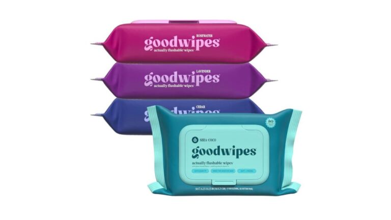 4 pack of Goodwipes.