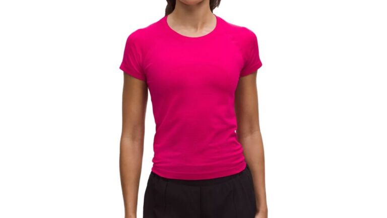 Lululemon Swiftly Tech Short-Sleeve Shirt 2.0 in pink