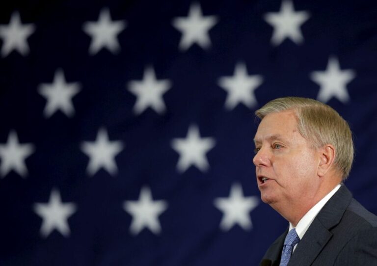 Senator Lindsey Graham speaks at the First in the Nation Republican Leadership Conference in Nashua, New Hampshire, on April 18, 2015. REUTERS/Brian Snyder