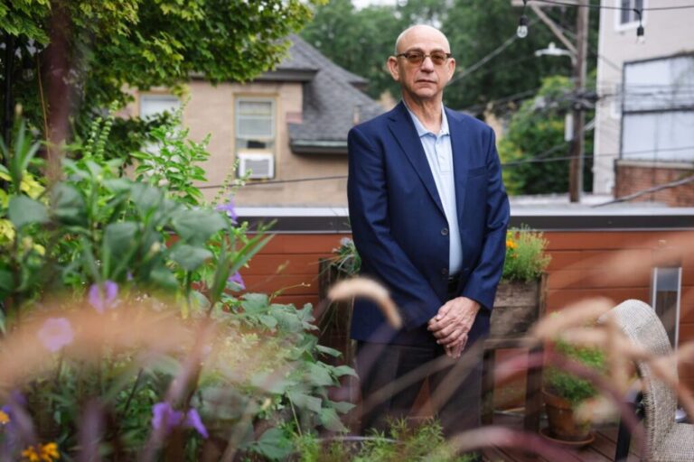 Mark Ratain, a University of Chicago oncologist and clinical pharmacologist, at his Chicago home. Ratain battles what he sees as unnecessarily high dosages of high-cost cancer drugs such as Keytruda and Opdivo.