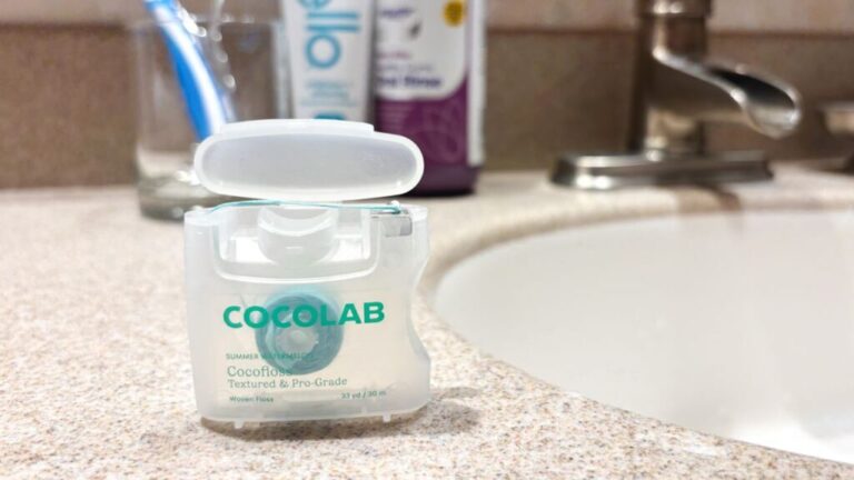 Cocofloss Dental Floss