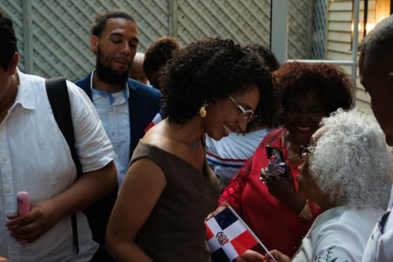 Darializa Avila Chevalier greets members of New York’s Dominican community during an event celebrating New York’s Dominican heritage at Gracie Mansion, on Thursday, August 13.