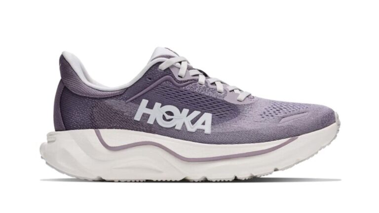 Hoka Women's Arahi 9 Running Sneakers